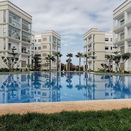 Grand Appartement Vue Golf A 2 Min De La Plage Bouznika Exterior photo